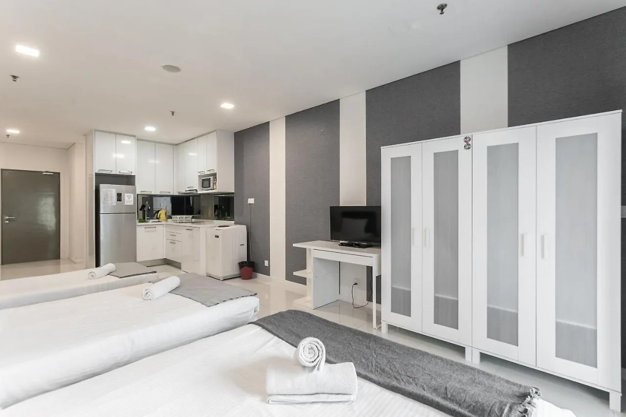 Mercu Summer Suite - Little Penguin Kuala Lumpur