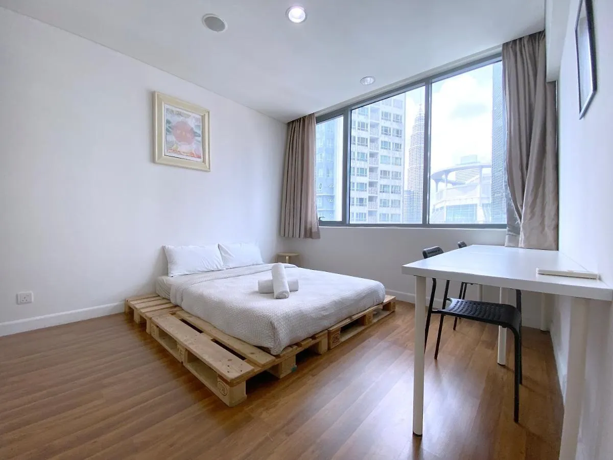 Apartment Mercu Summer Suite - Little Penguin Kuala Lumpur
