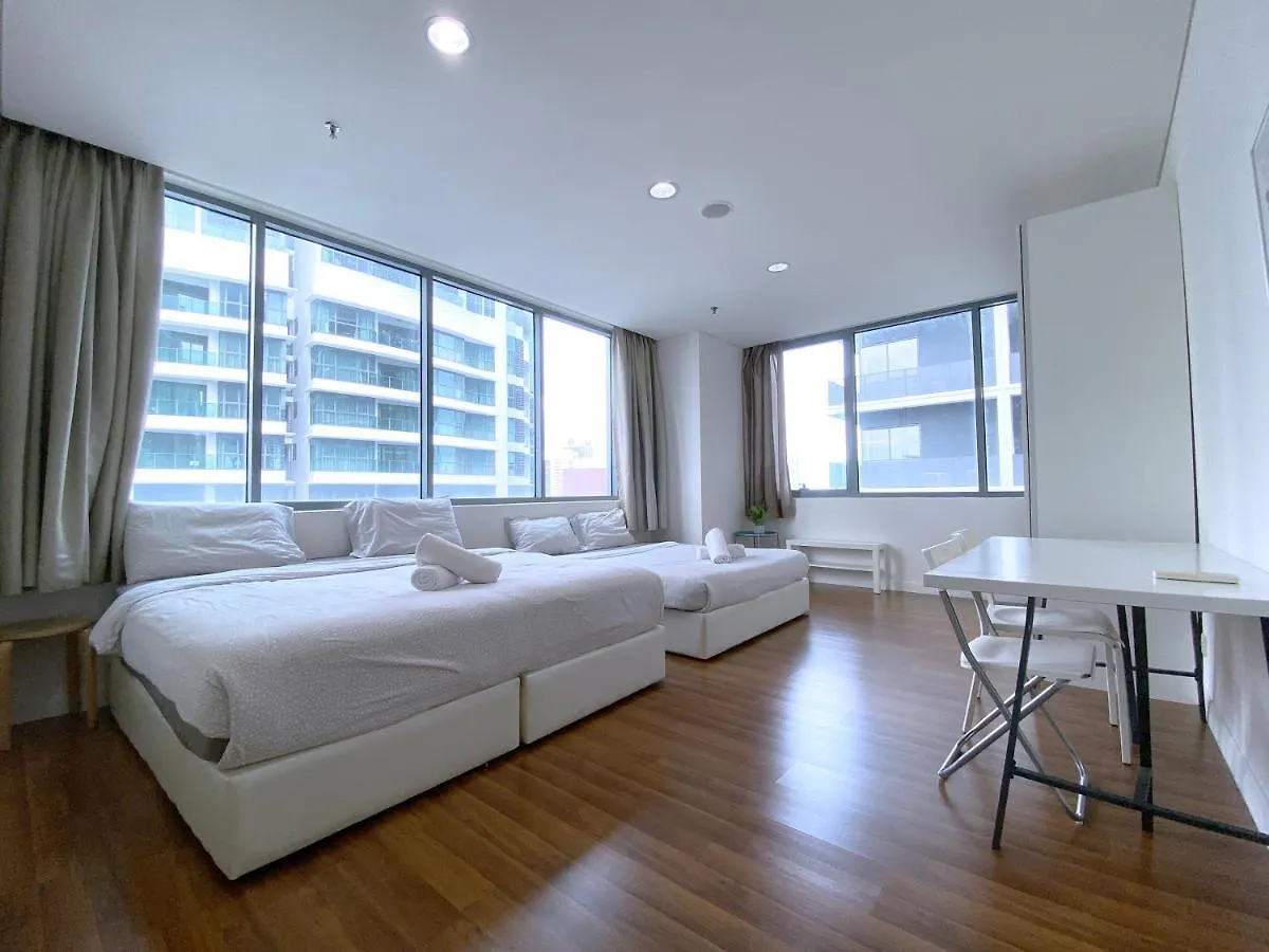 Mercu Summer Suite - Little Penguin Kuala Lumpur