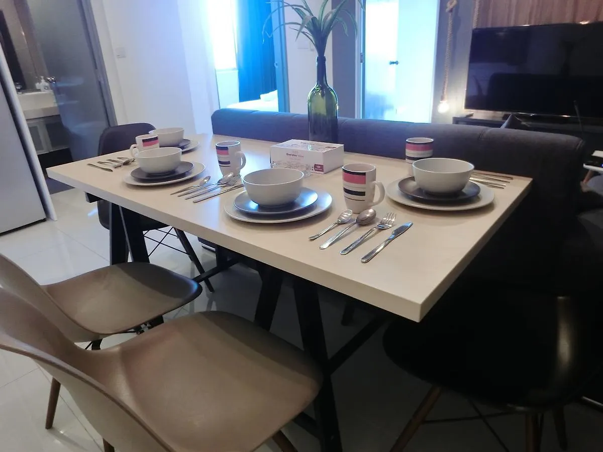 Apartment Mercu Summer Suite - Little Penguin Kuala Lumpur