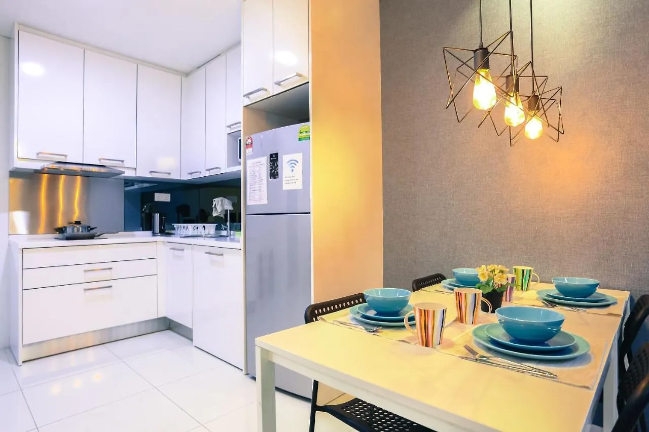 Mercu Summer Suite - Little Penguin Kuala Lumpur Apartment