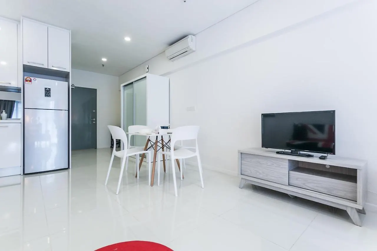 Apartment Mercu Summer Suite - Little Penguin Kuala Lumpur